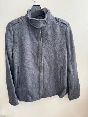 WOMANS WOOL WINTER COAT SIZE 8 GREY